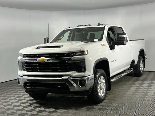 2024 Chevrolet Silverado 3500 LT