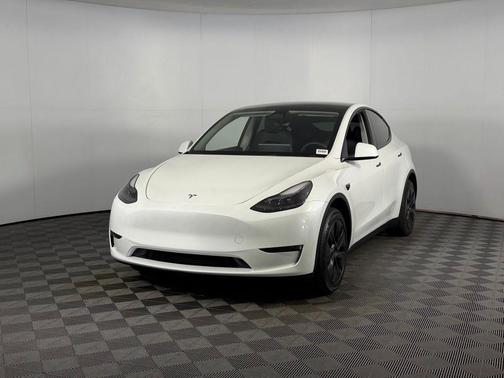 2024 Tesla Model Y Long Range Single Motor Rear-Wheel Drive