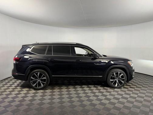 2024 Volkswagen Atlas 2.0T SEL Premium R-Line 4MOTION