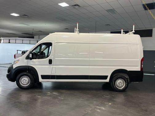 2024 RAM ProMaster 2500 Tradesman