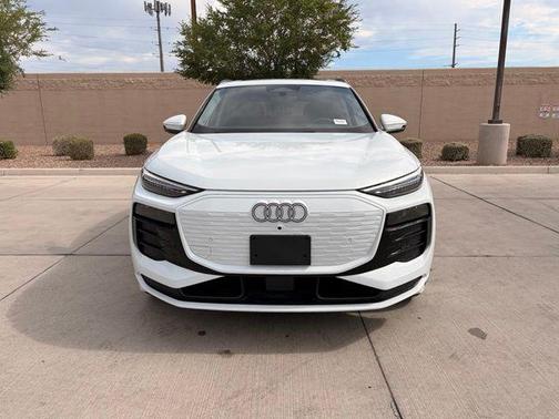 Glacier White 2025 Audi Q6 e-tron Prestige quattro