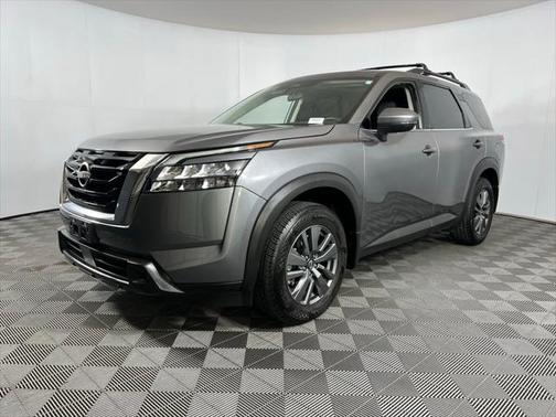 2024 Nissan Pathfinder SV FWD