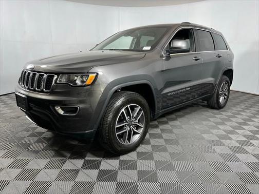 2020 Jeep Grand Cherokee Laredo