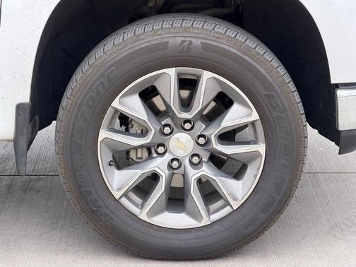 Summit White 2021 Chevrolet Silverado 1500 LT
