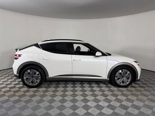 2025 Genesis GV60 Standard RWD