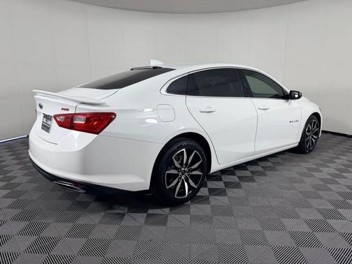 2023 Chevrolet Malibu FWD RS