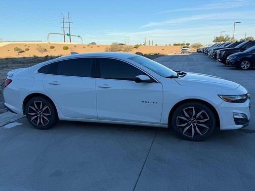 2023 Chevrolet Malibu FWD RS