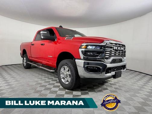 Flame Red Clearcoat 2026 RAM 2500 Big Horn Crew Cab 4x4 6'4' Box