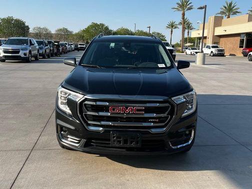2023 GMC Terrain AWD AT4