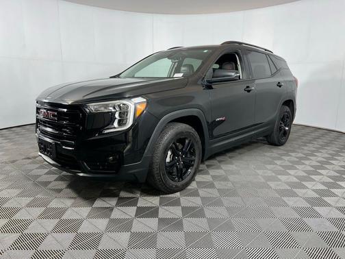 2023 GMC Terrain AWD AT4