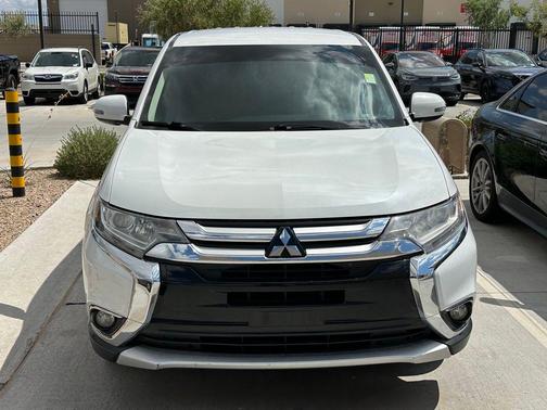 2017 Mitsubishi Outlander SE