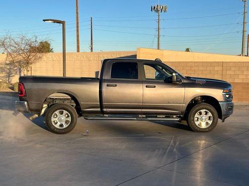 2025 RAM 2500 Big Horn Crew Cab 4x4 6'4' Box