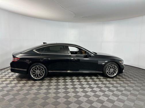 2022 Genesis G80 2.5T RWD