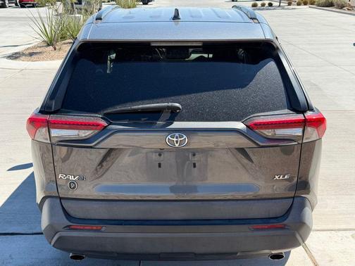 Magnetic Gray Metallic 2019 Toyota RAV4 XLE