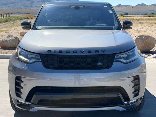 2021 Land Rover Discovery P300 S R-Dynamic