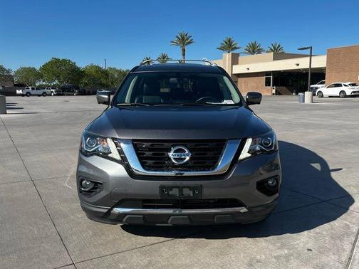 2019 Nissan Pathfinder Platinum