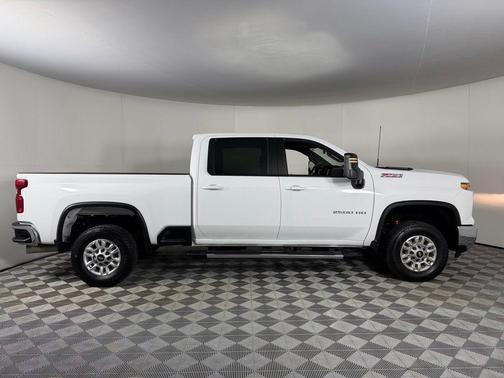 2024 Chevrolet Silverado 2500 LT