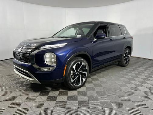 2024 Mitsubishi Outlander SE Black Edition S-AWC