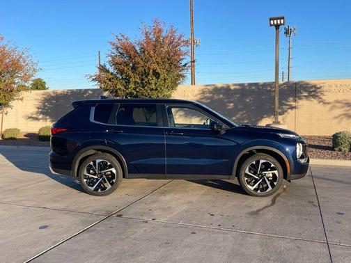 2024 Mitsubishi Outlander SE Black Edition S-AWC