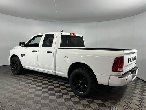 2022 RAM 1500 Classic Express