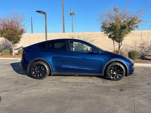 2023 Tesla Model Y Long Range Dual Motor All-Wheel Drive