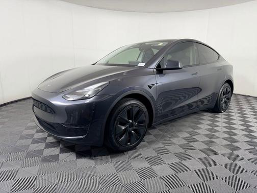 2025 Tesla Model Y Long Range Dual Motor Rear-Wheel Drive