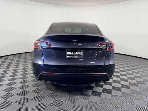 2025 Tesla Model Y Long Range Dual Motor Rear-Wheel Drive