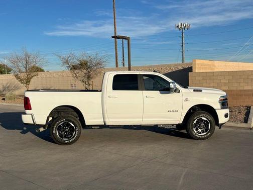 2026 RAM 2500 Laramie Crew Cab 4x4 6'4' Box