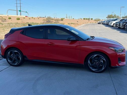 2020 Hyundai Veloster Base