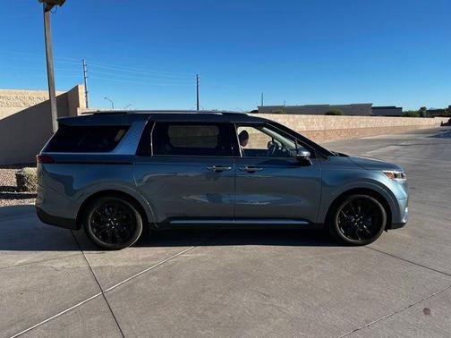 2024 Kia Carnival SX Prestige