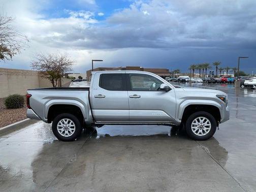 2024 Toyota Tacoma SR5