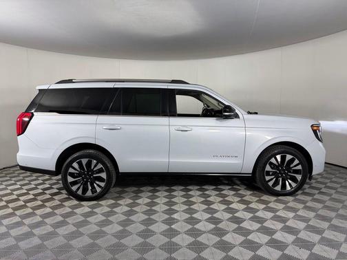 Space Silver Metallic 2025 Ford Expedition Platinum