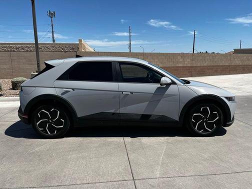2022 Hyundai IONIQ 5 SEL