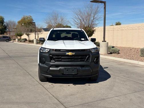 2024 Chevrolet Colorado WT