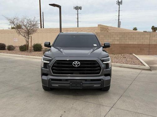 2024 Toyota Sequoia SR5