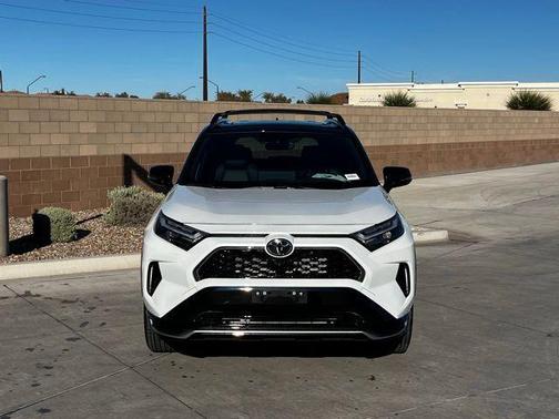 2025 Toyota RAV4 Hybrid SE