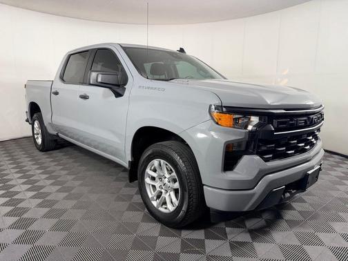 Slate Gray Metallic 2025 Chevrolet Silverado 1500 Custom
