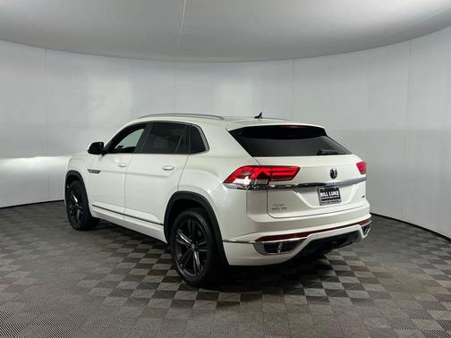 2022 Volkswagen Atlas Cross Sport 3.6L V6 SEL R-Line