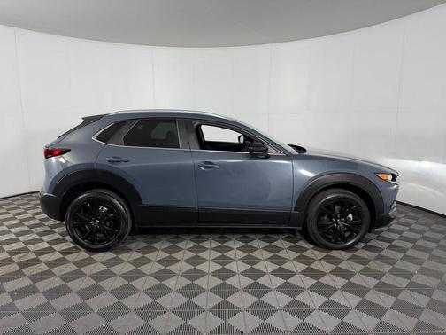 2025 Mazda CX-30 2.5 S Carbon Edition