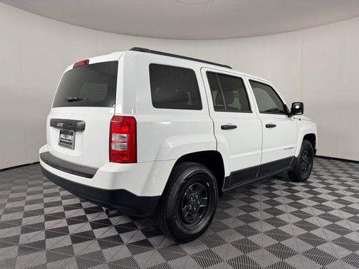 2016 Jeep Patriot Sport