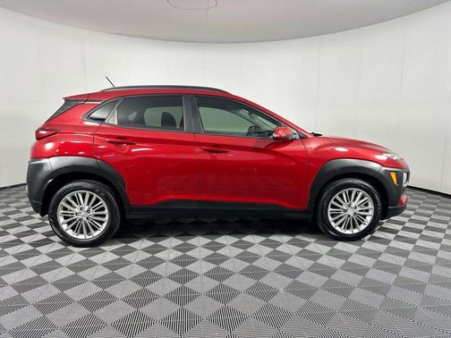 2020 Hyundai KONA SEL