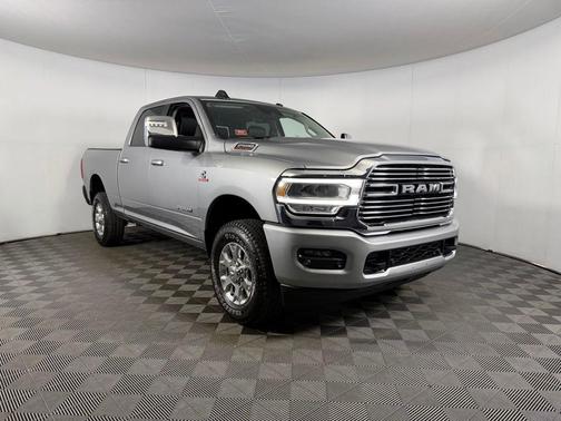 Billet Silver Metallic 2024 RAM 2500 Laramie Crew Cab 4x4 6'4' Box