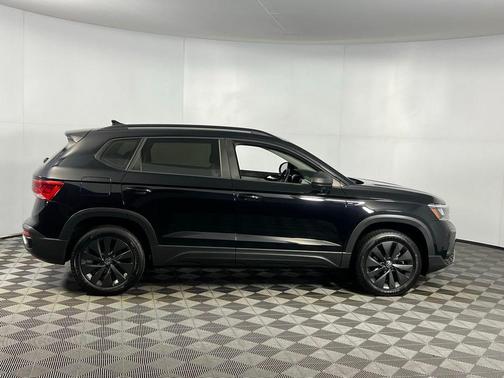 2022 Volkswagen Taos 1.5T S