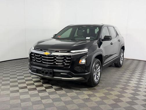 Mosaic Black Metallic 2025 Chevrolet Equinox 1LT