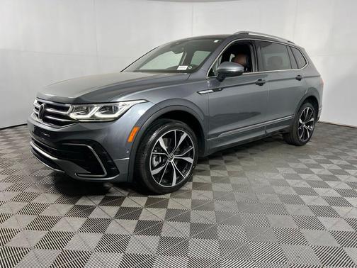 2022 Volkswagen Tiguan 2.0T SEL R-Line 4MOTION