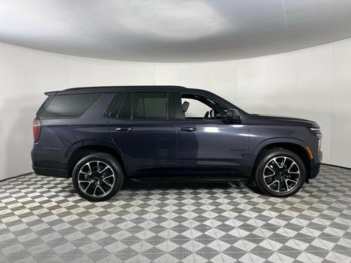 2025 Chevrolet Tahoe 4WD RST