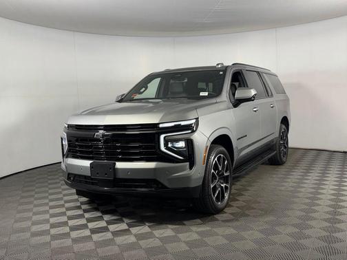 2025 Chevrolet Suburban RST