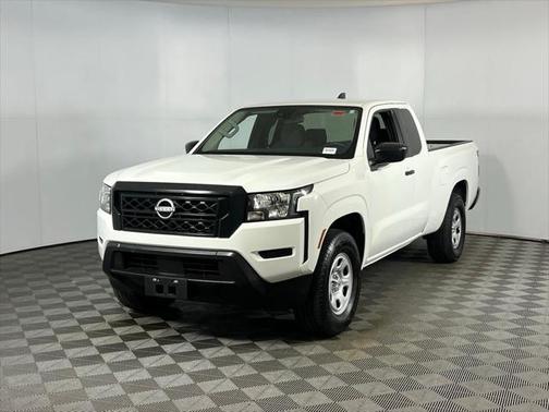 2023 Nissan Frontier S