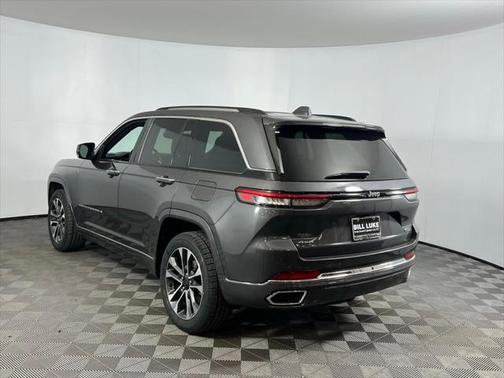 2022 Jeep Grand Cherokee Overland
