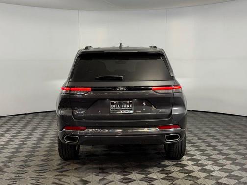2022 Jeep Grand Cherokee Overland